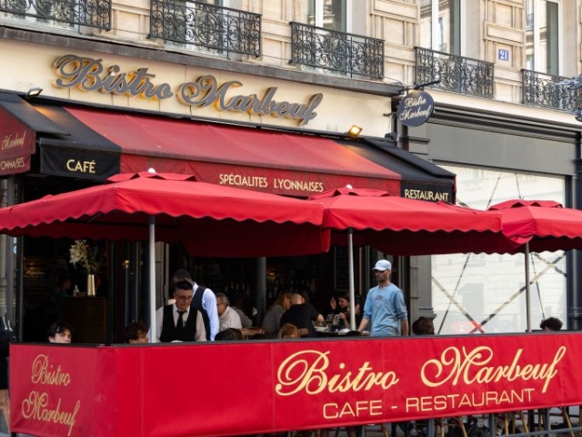 Devanture Bistro Marbeuf